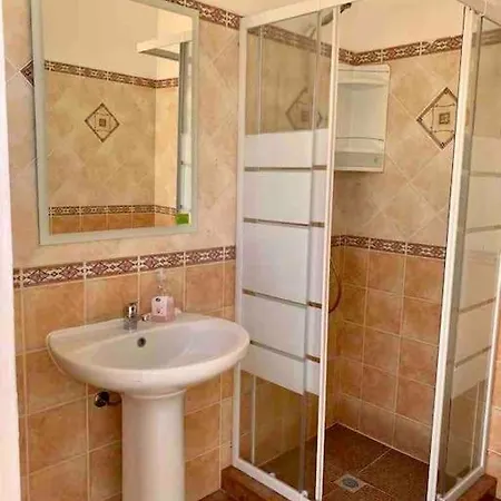 Charming 5 Bed Private - Картейра