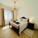 Villa Charming 5 Bed Private - *