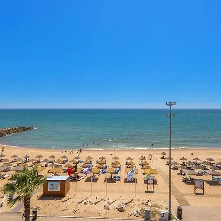 Charming 5 Bed Private - Quarteira