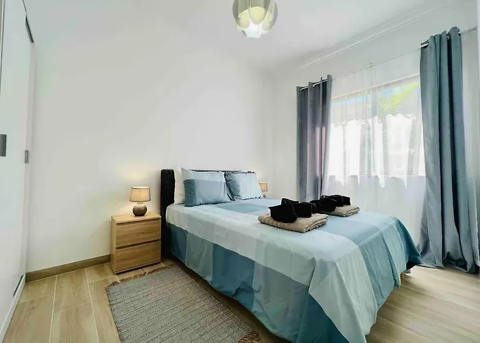 Charming 5 Bed Private - Villa *